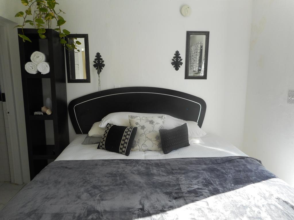 Blue Horizons Guest House Warwick Camp ภายนอก รูปภาพ